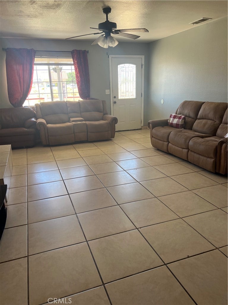 8413 Greenwood