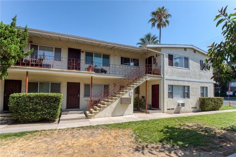 Photo of 6731 Whitsett Avenue, North Hollywood, CA 91606 (MLS # RS26051676)