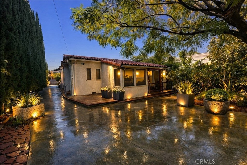 1028 San Rafael