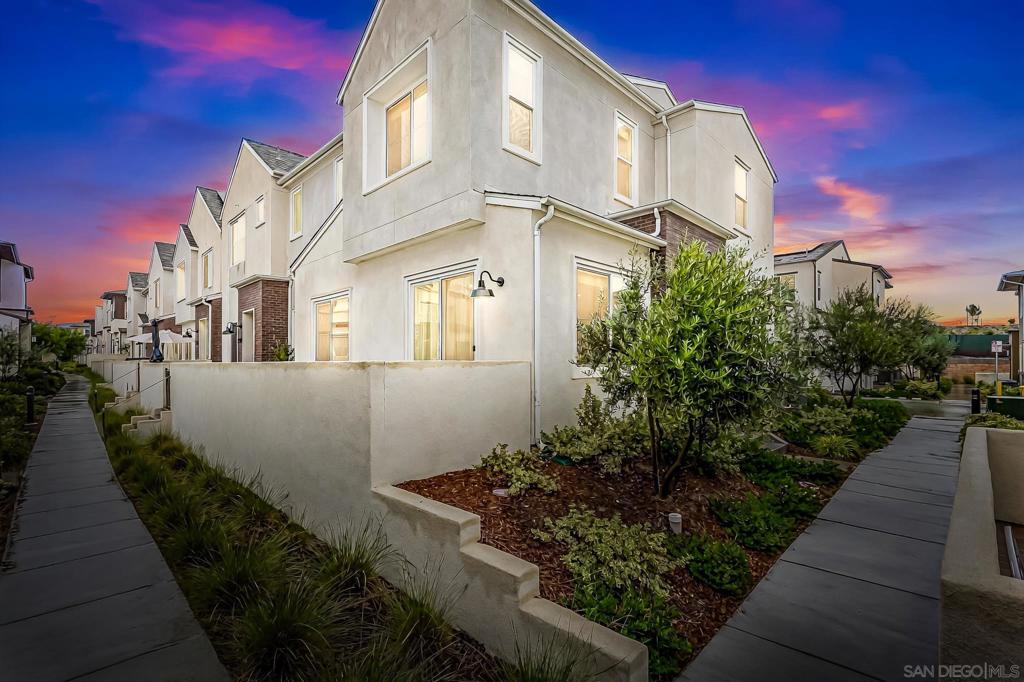 Welcome to 2097 Bluestone Circle, a modern 4-bedroom, 2.5-bath townhome in the vibrant Côta Vera community of Chula Vista. Built in 2022, this home features an open concept layout, upgraded kitchen with large island, upstairs laundry room, and a spacious private patio perfect for entertaining. Enjoy resort style amenities including a community pool, playground, dog park, and scenic walking paths. The neighborhood also offers food truck nights, live music, yoga classes, and more, creating an active and social lifestyle you’ll love.