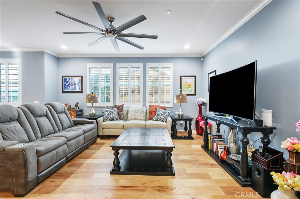 Properties 3 22124 Barrington Way