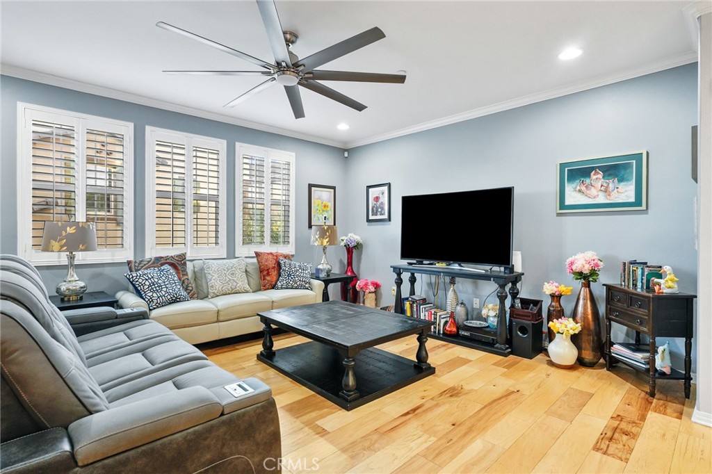 Properties 1 22124 Barrington Way