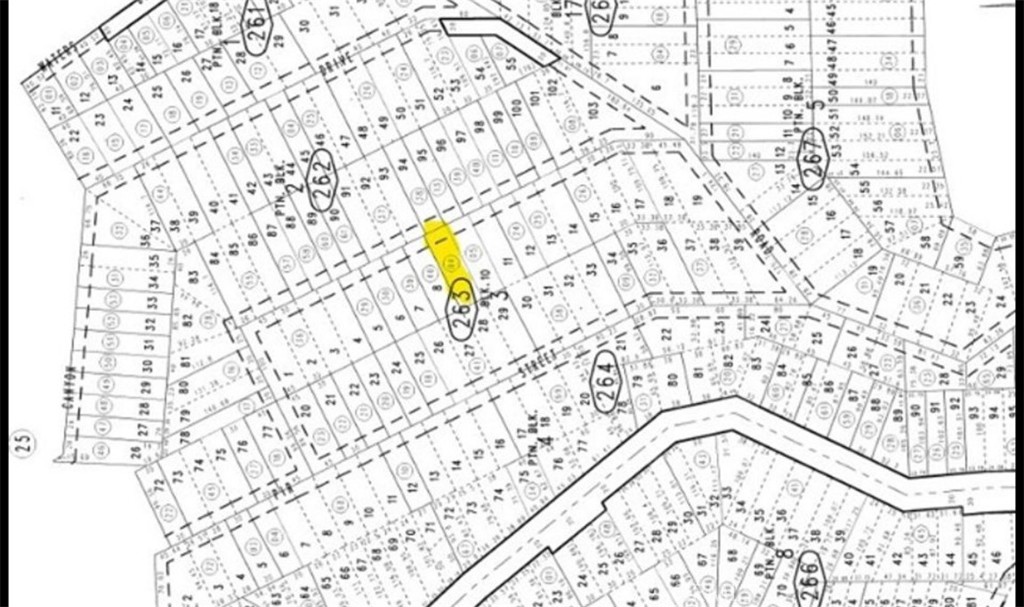 3000 square feet vacant lot close to water and electricity source.