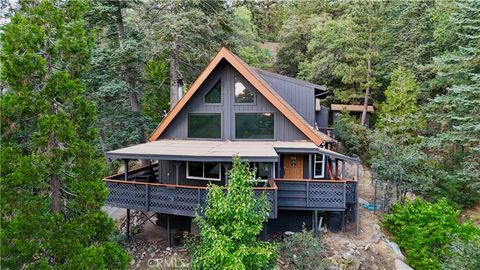 Photo of 6301 Cedar Ave Ave, Angelus Oaks, CA 92305 (MLS # CV25219139)