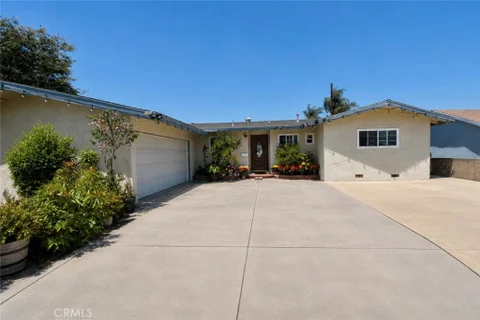 MLS: OC26119781