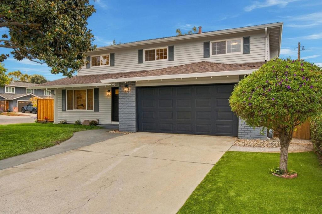 Properties 2 1575 Marcia Avenue