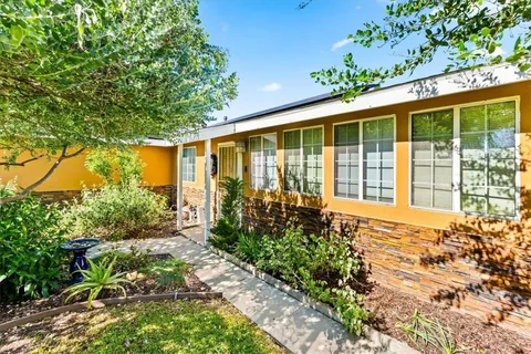 2009 W Oak Ave, Fullerton, CA 92833 - MLS#: PW26035554