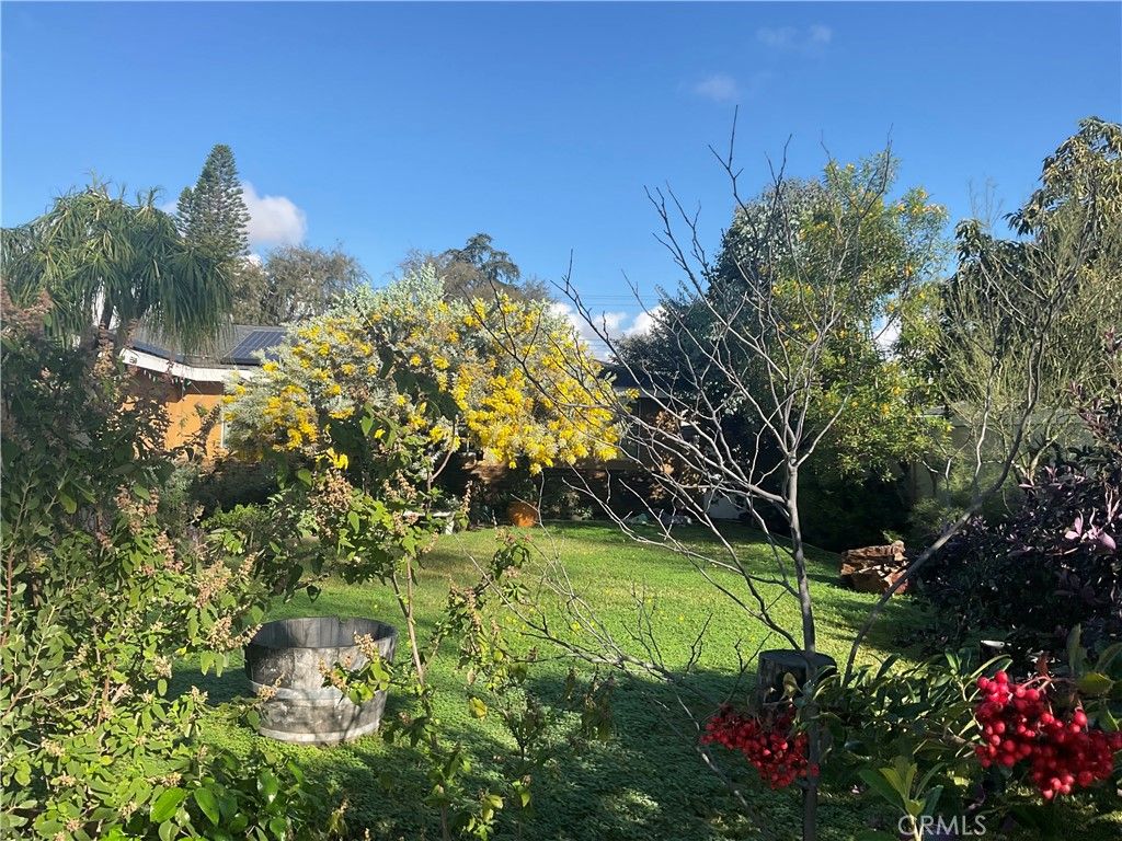 Photo of 2009 W Oak Ave, Fullerton, CA 92833 (MLS # PW26035554)