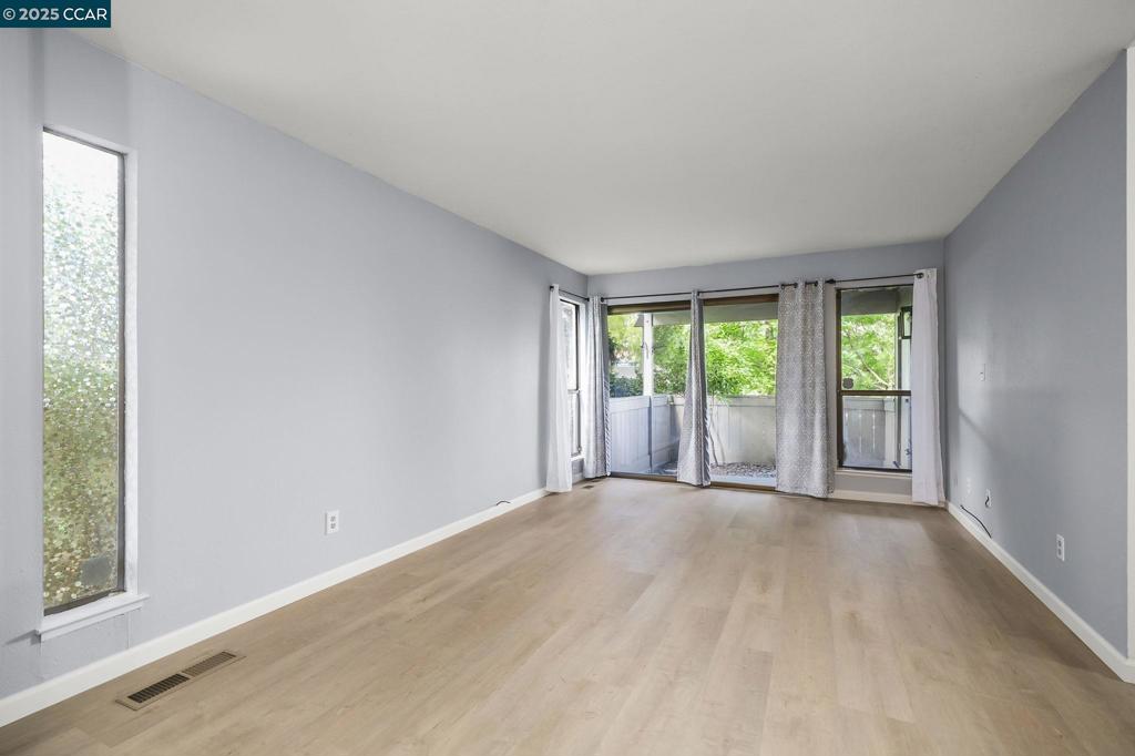 WINDSOR TERRACE - Residential
