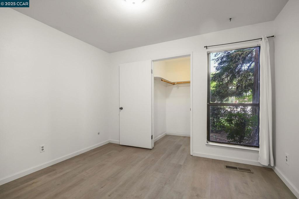 WINDSOR TERRACE - Residential