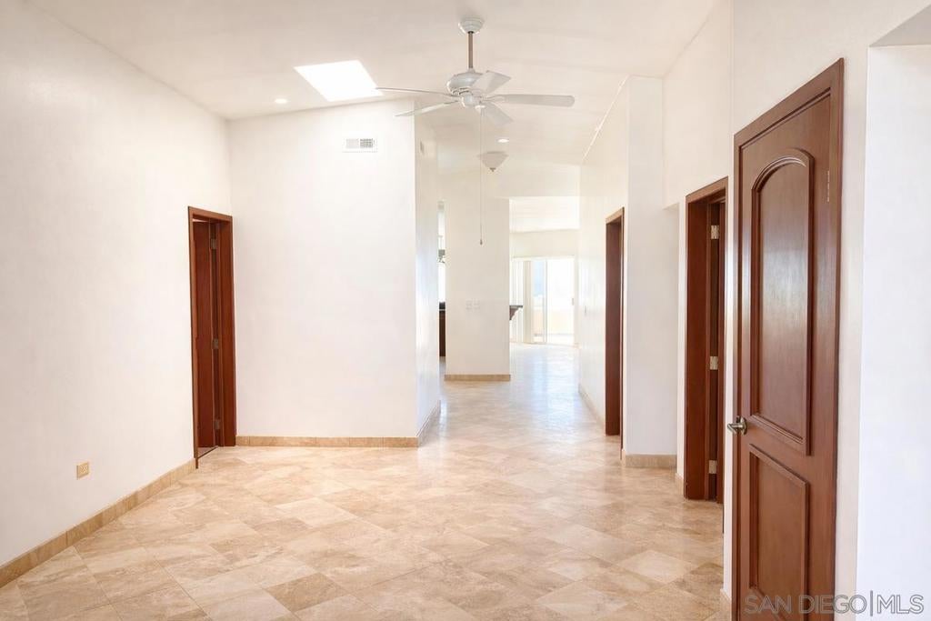 1532 Caballito Del Mar
