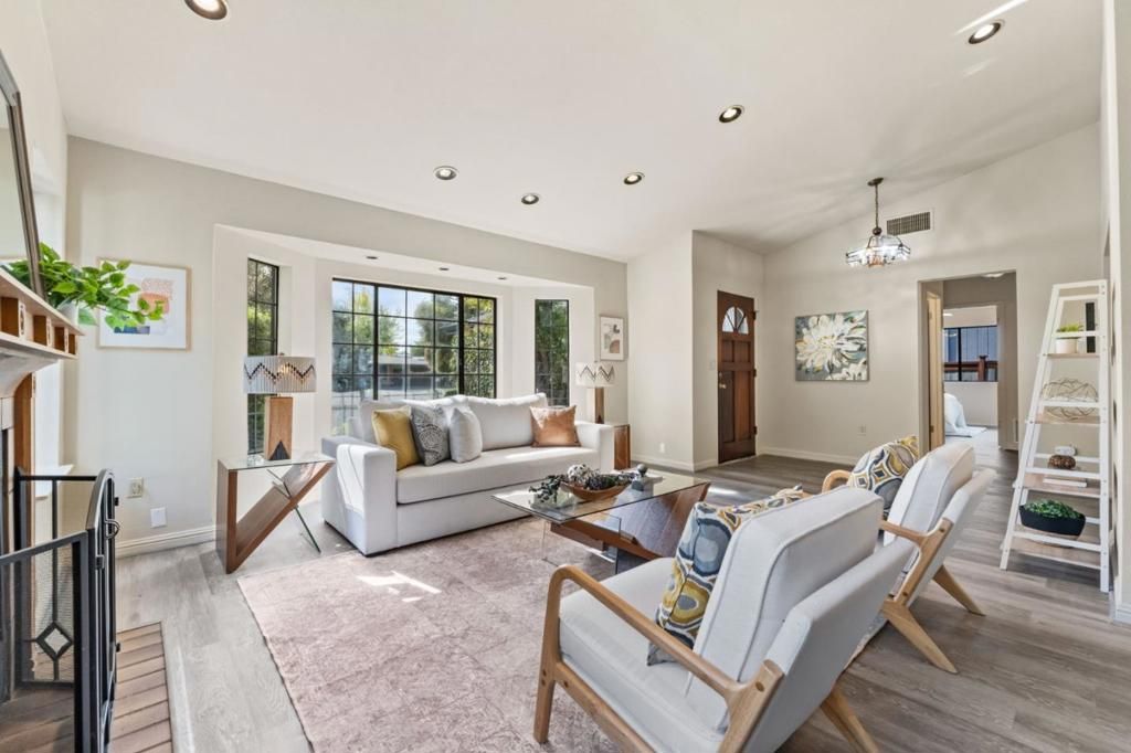 Photo of 847 Wren Drive, San Jose, CA 95125 (MLS # ML82024823)
