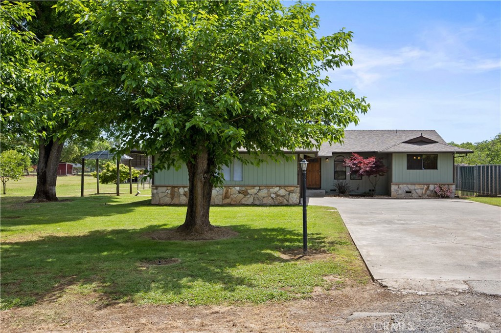 587 Little Avenue