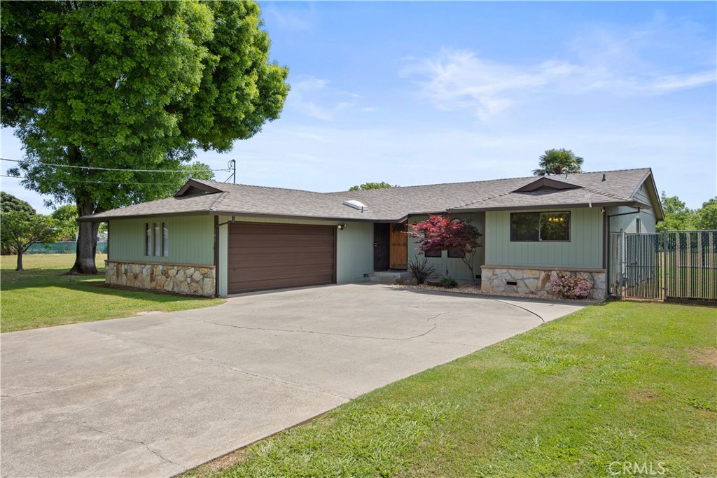 587 Little Avenue