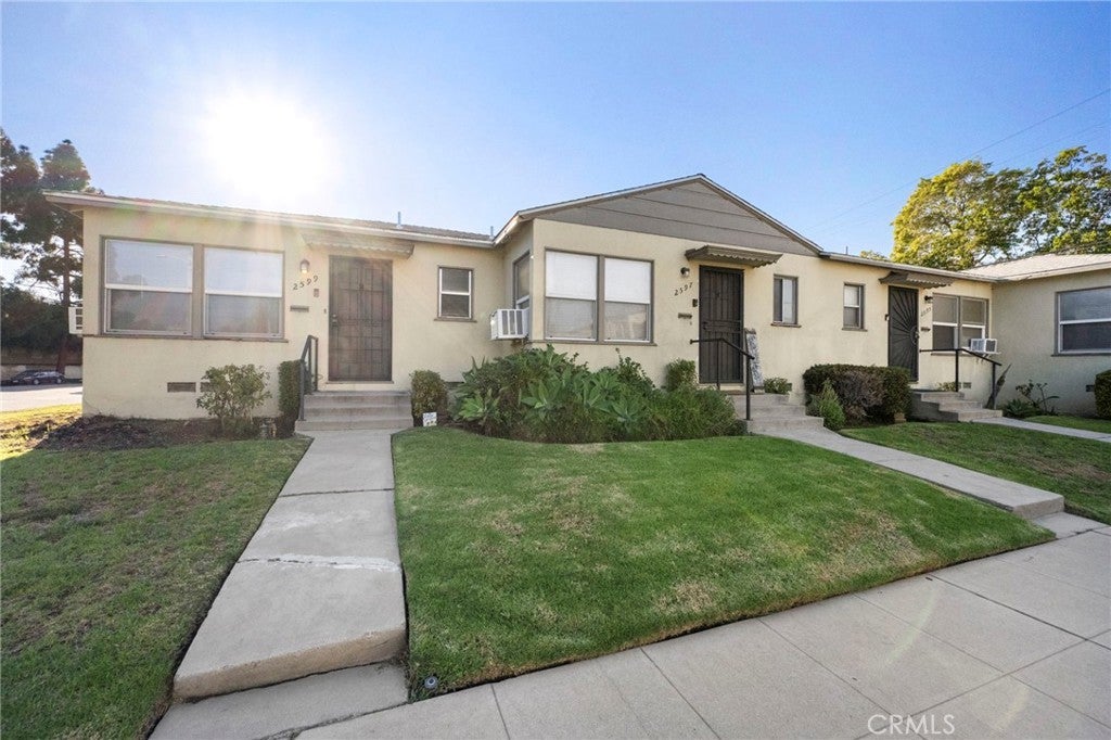 2593 Amherst