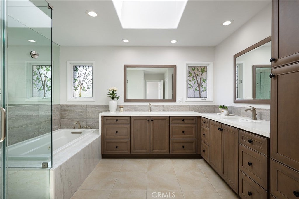 2101 Yacht Daphne, Newport Beach CA 92660 - Photo 23