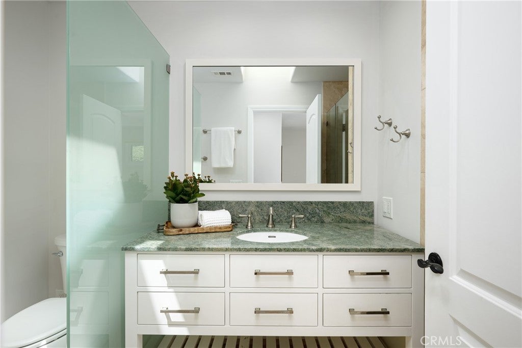 2101 Yacht Daphne, Newport Beach CA 92660 - Photo 30