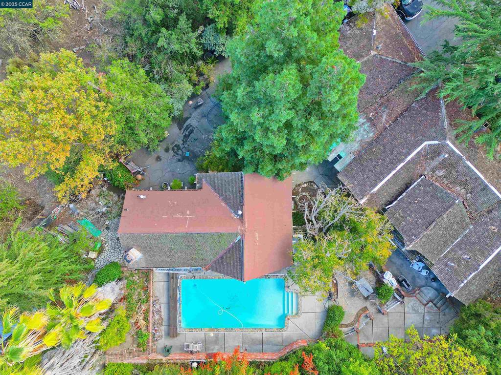 WALNUT HEIGHTS - Residential