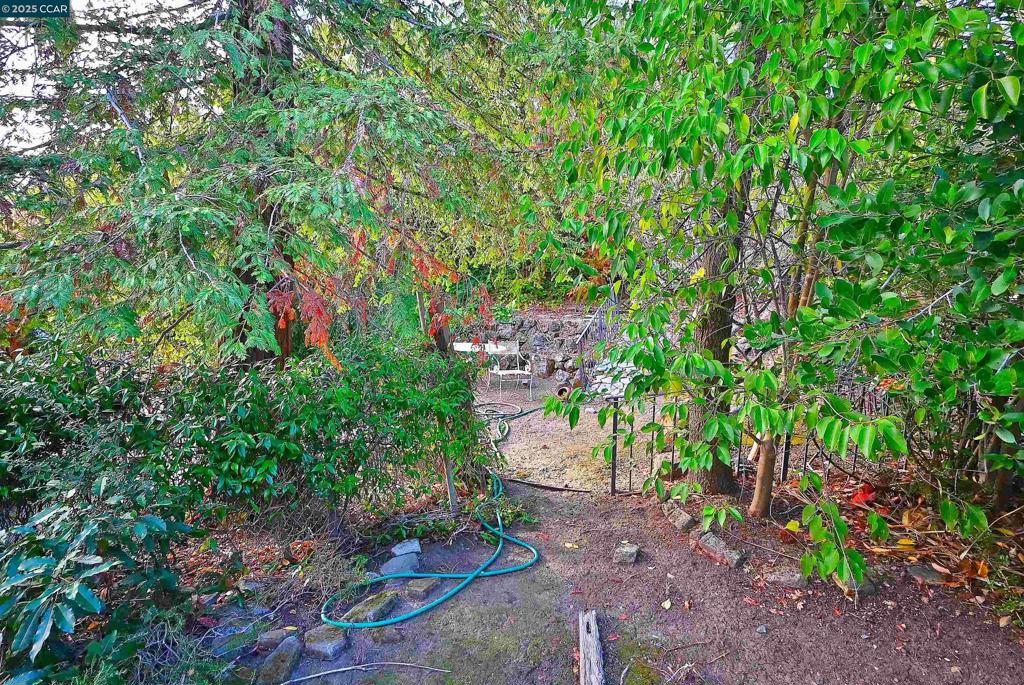 WALNUT HEIGHTS - Residential