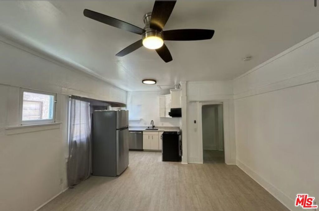 Recently updated and very large 2 bedroom, 1 bathroom apartment for rent in small apartment community. Bathroom and kitchen newly remodeled and beautiful luxury vinyl plank flooring throughout the entire apartment. Laundry in unit! Prime Eastside/Zaferia location less than a mile to Retro Row, LBX shopping, and the beach bike path, with easy access to CSULB, Downtown, and major freeways. Ready for immediate move-in. Owner pays water only. Tenant pays gas and electric. Cats considered, sorry no dogs. Street parking only. *Parking may be available for an additional monthly fee at a later time.