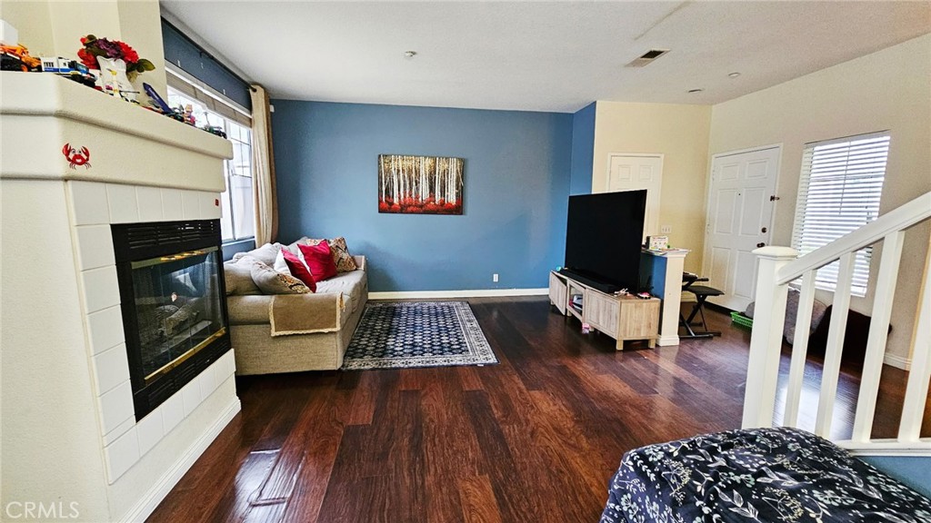 Hillsdale (HLDL) - Residential Lease