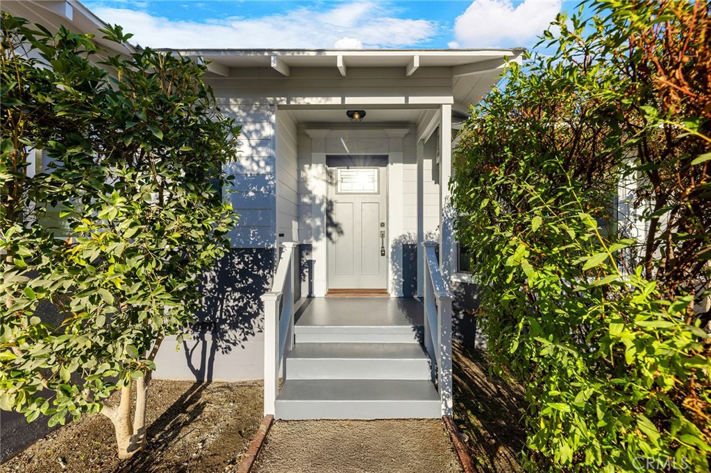 Properties 3 6430 N vista