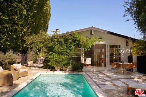 Photo of 2794 La Castana Drive, Los Angeles, CA 90046 (MLS # 26849517)