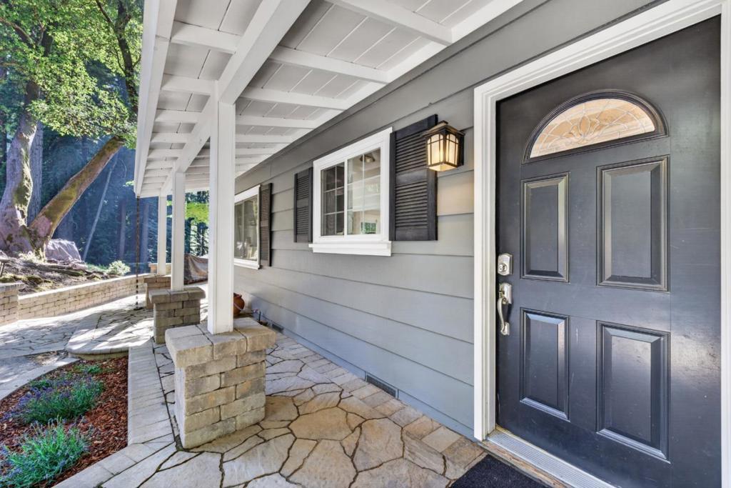 17275 Melody Lane