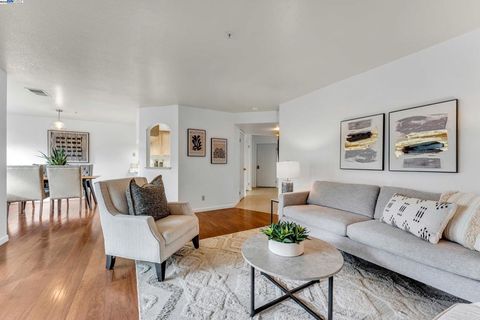 Photo of 21239 Gary Dr Dr #316A, Hayward, CA 94546 (MLS # 41097301) Photo of 21239 Gary Dr Dr #316A, Hayward, CA 94546 (MLS # 41097301)