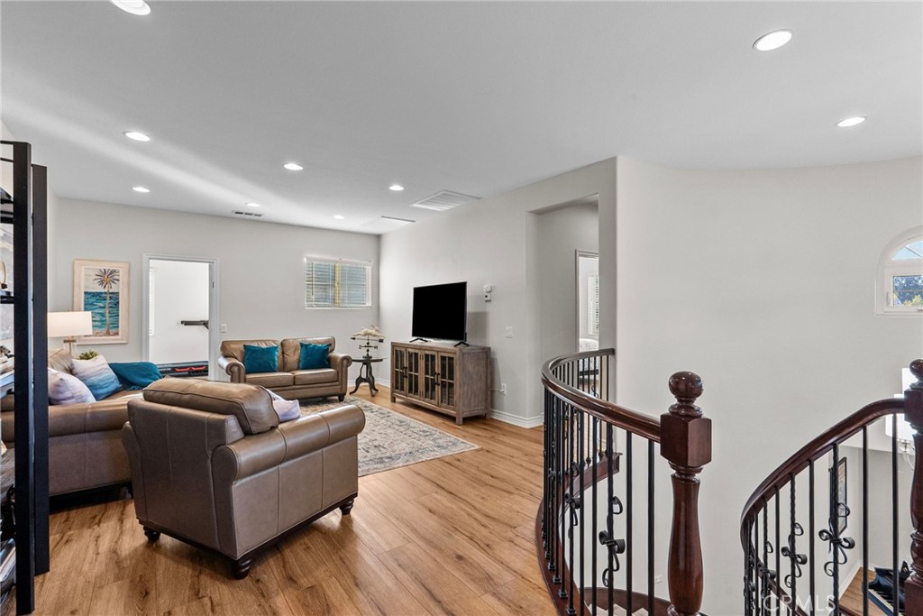 Brentwood (481) - Residential