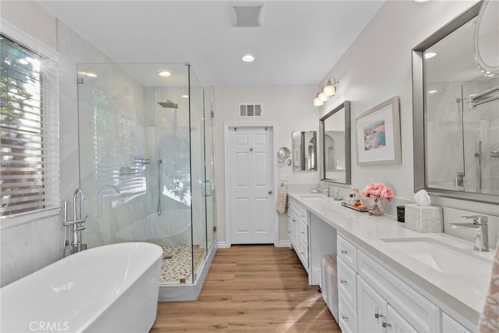 Brentwood (481) - Residential