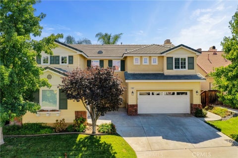 Photo of 30815 Terrace View Cir Cir, Temecula, CA 92591 (MLS # TR26205864)