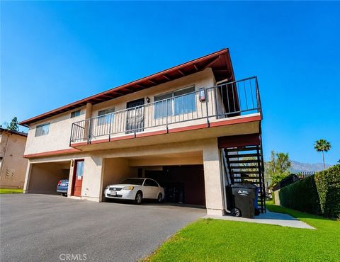 Photo of 1126 W Calle De La Luna # 4, Azusa, CA 91702 (MLS # CV26147486)
