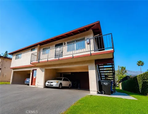 1126 W Calle De La Luna # 4, Azusa, CA 91702 - MLS#: CV26147486