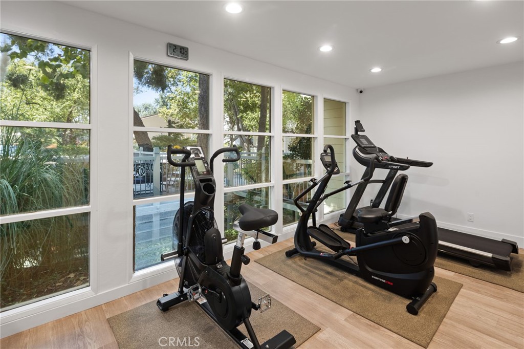 Westlake Bay (728) - Residential