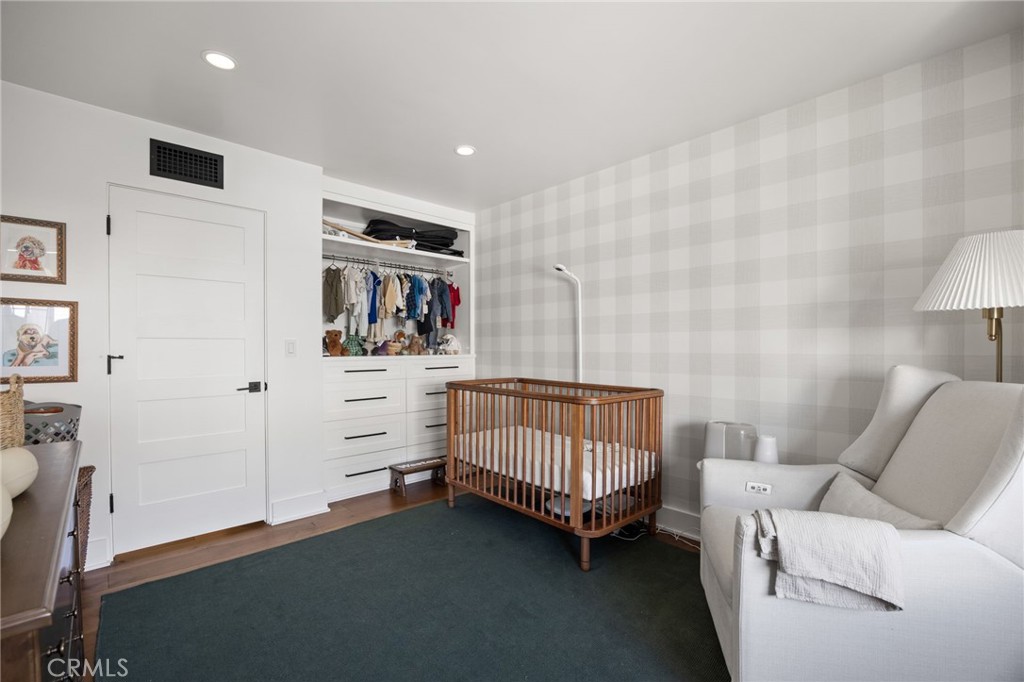 Westlake Bay (728) - Residential