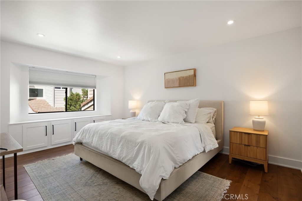 Westlake Bay (728) - Residential