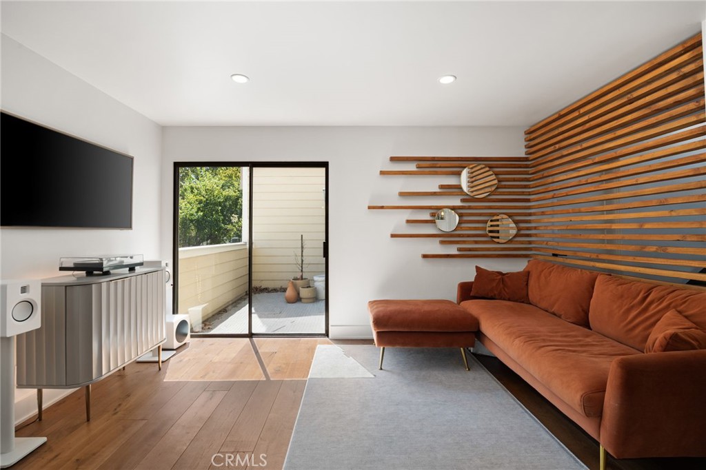 Westlake Bay (728) - Residential