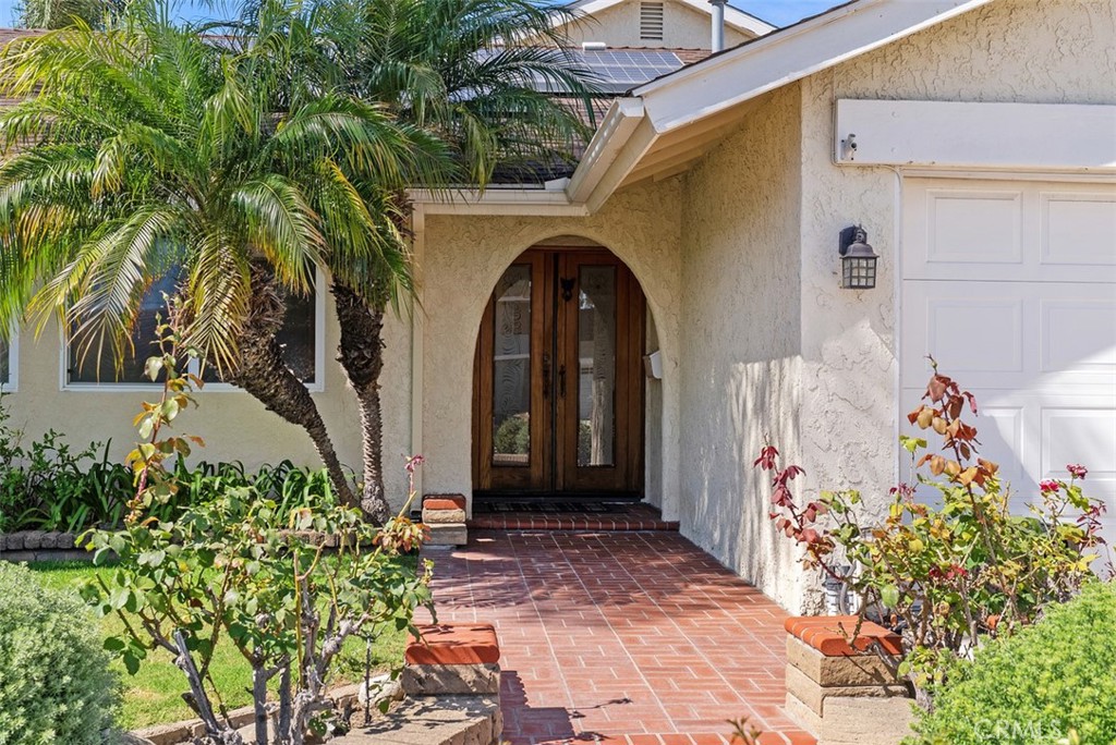 6521 Marilyn Drive