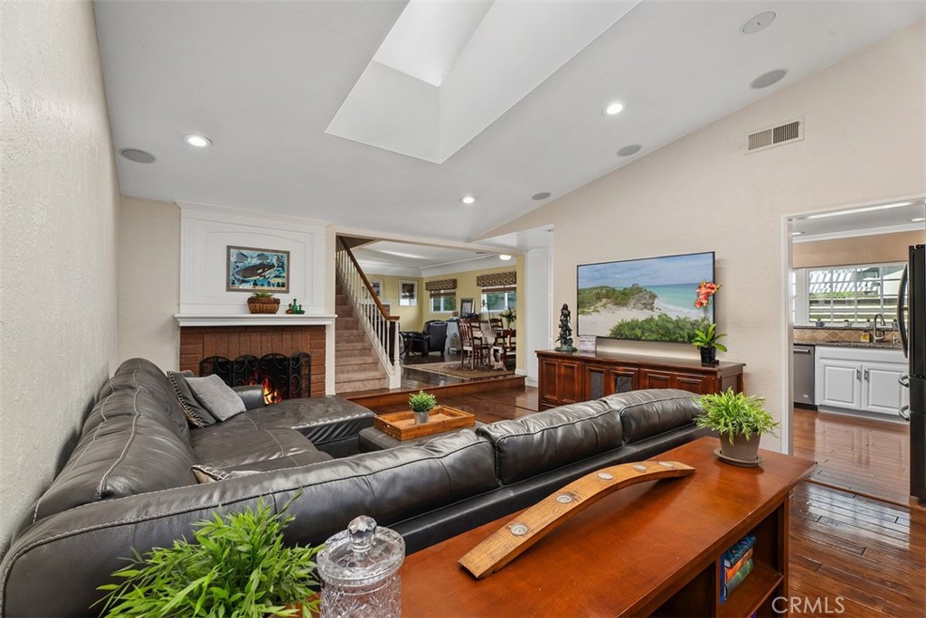 6521 Marilyn Drive