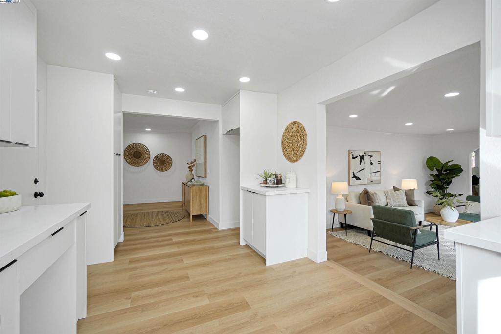 MILPITAS - Residential