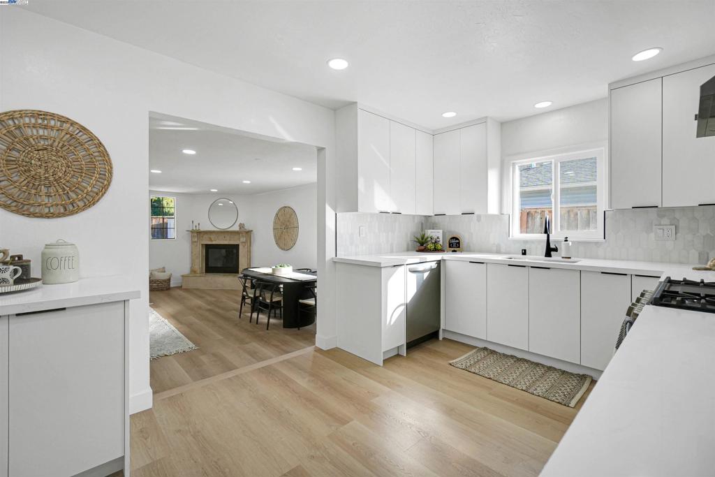 MILPITAS - Residential