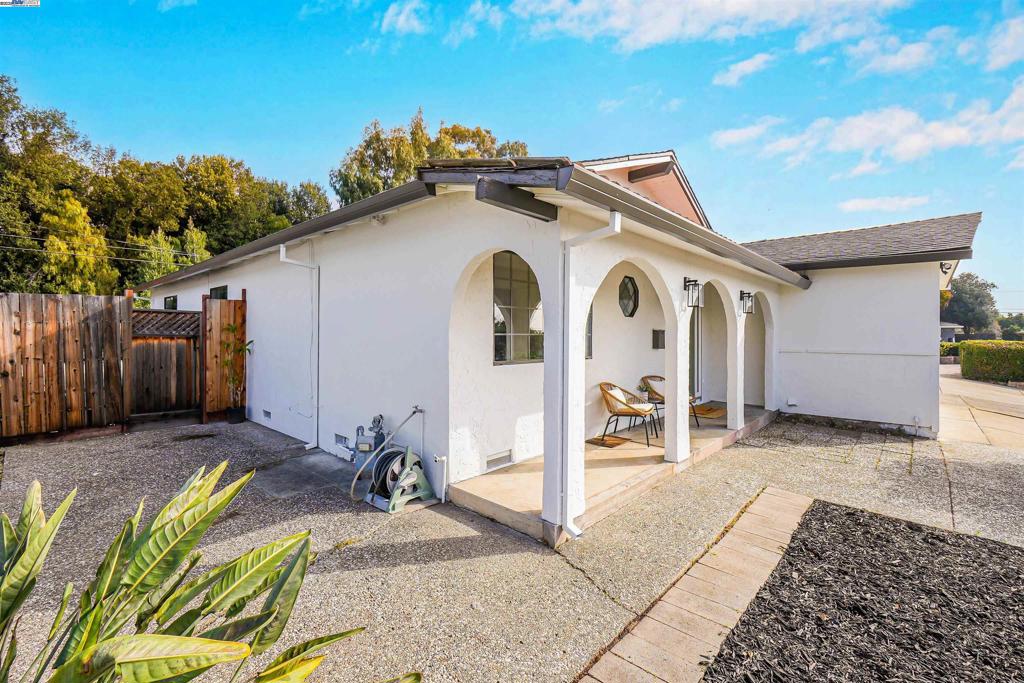 MILPITAS - Residential