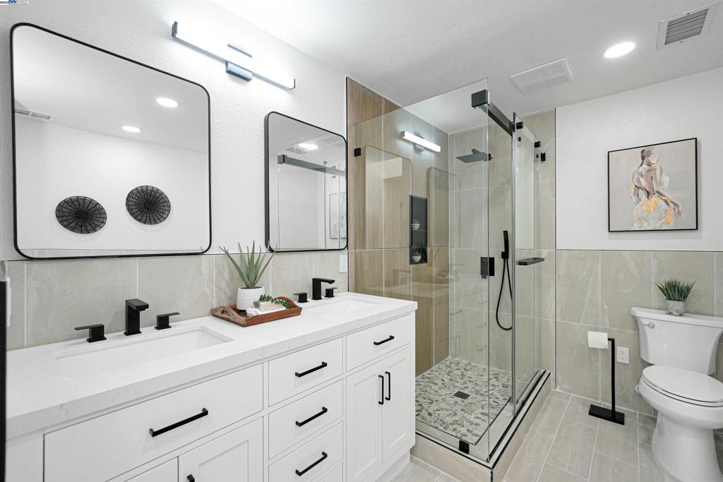 MILPITAS - Residential