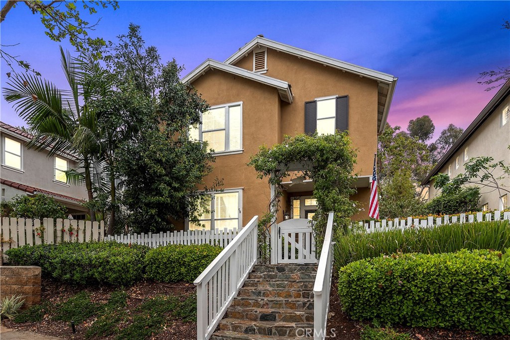 Los Paseos (LOPA) - Residential