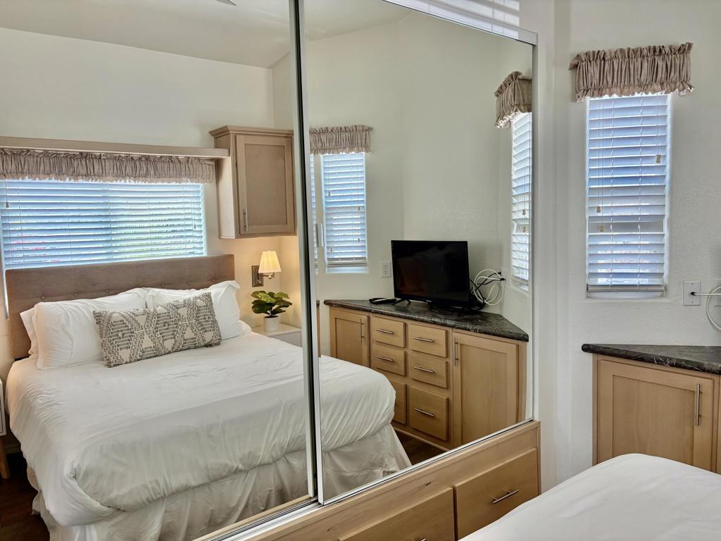 Not Applicable-1 - Manufactured In Park