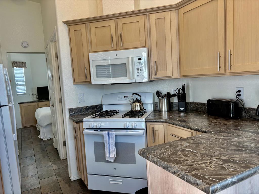 Not Applicable-1 - Manufactured In Park