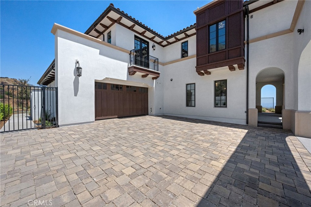 9 Nathaniel Terrace