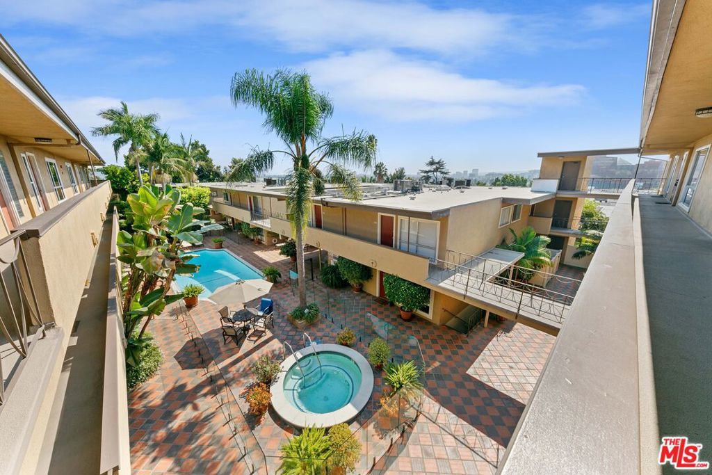 Photo of 970 Palm Avenue #301, West Hollywood, CA 90069 (MLS # 25585617)