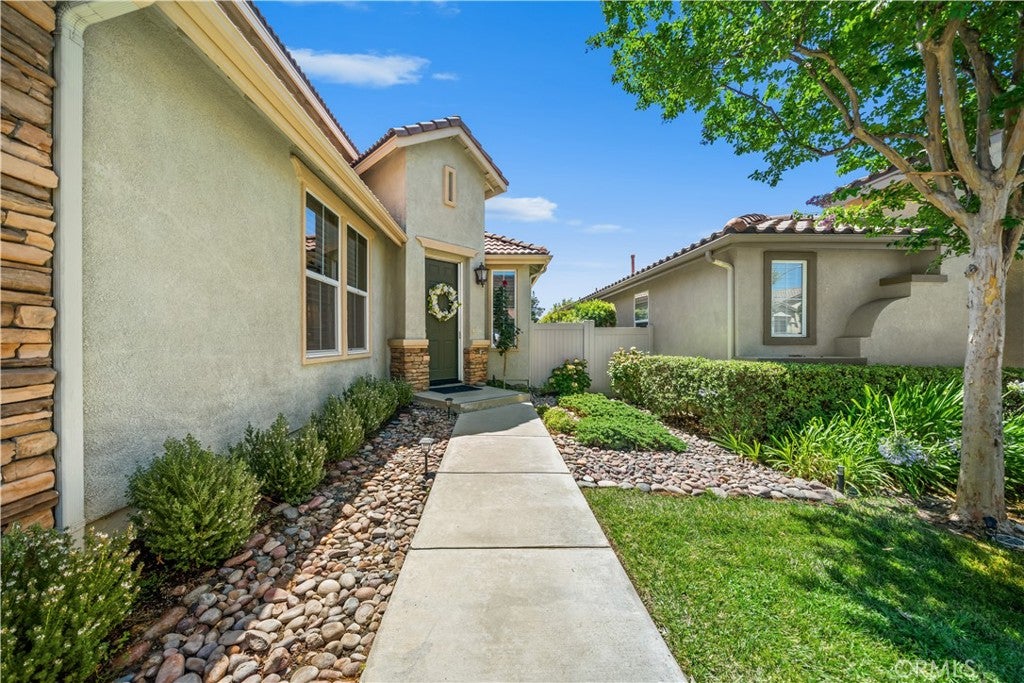 28557 Raintree